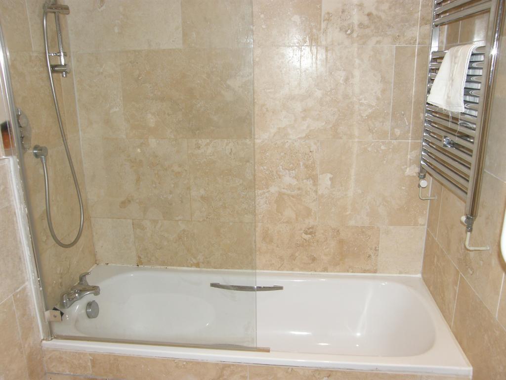 Deangate Motel Lydney Εξωτερικό φωτογραφία