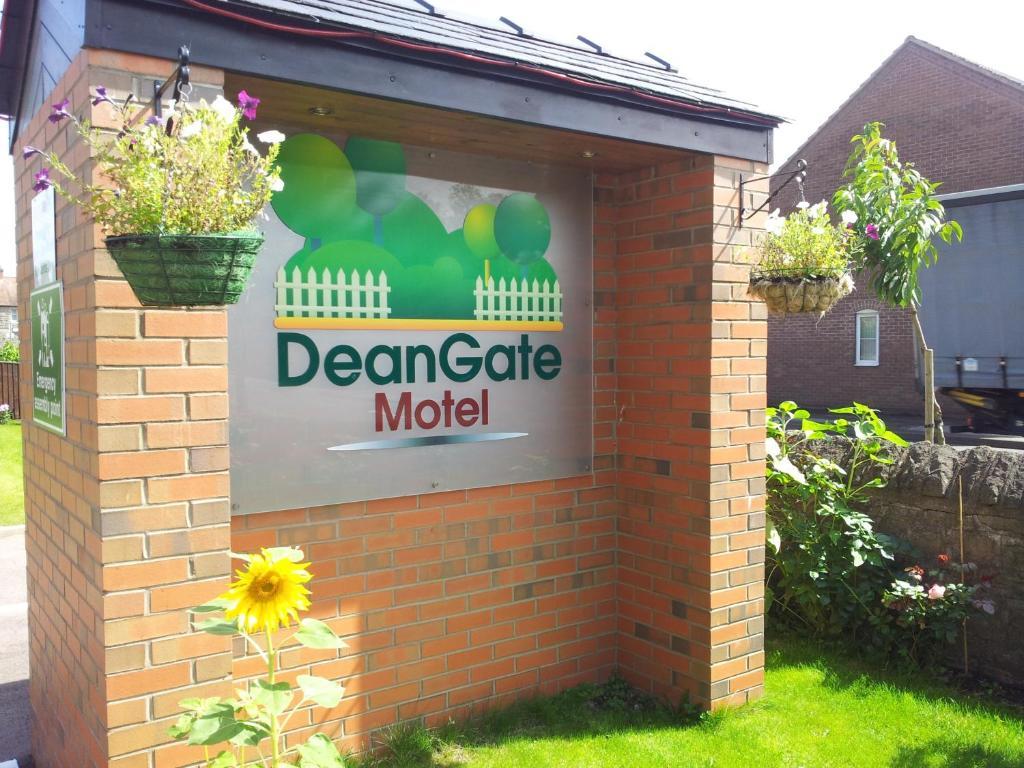 Deangate Motel Lydney Εξωτερικό φωτογραφία