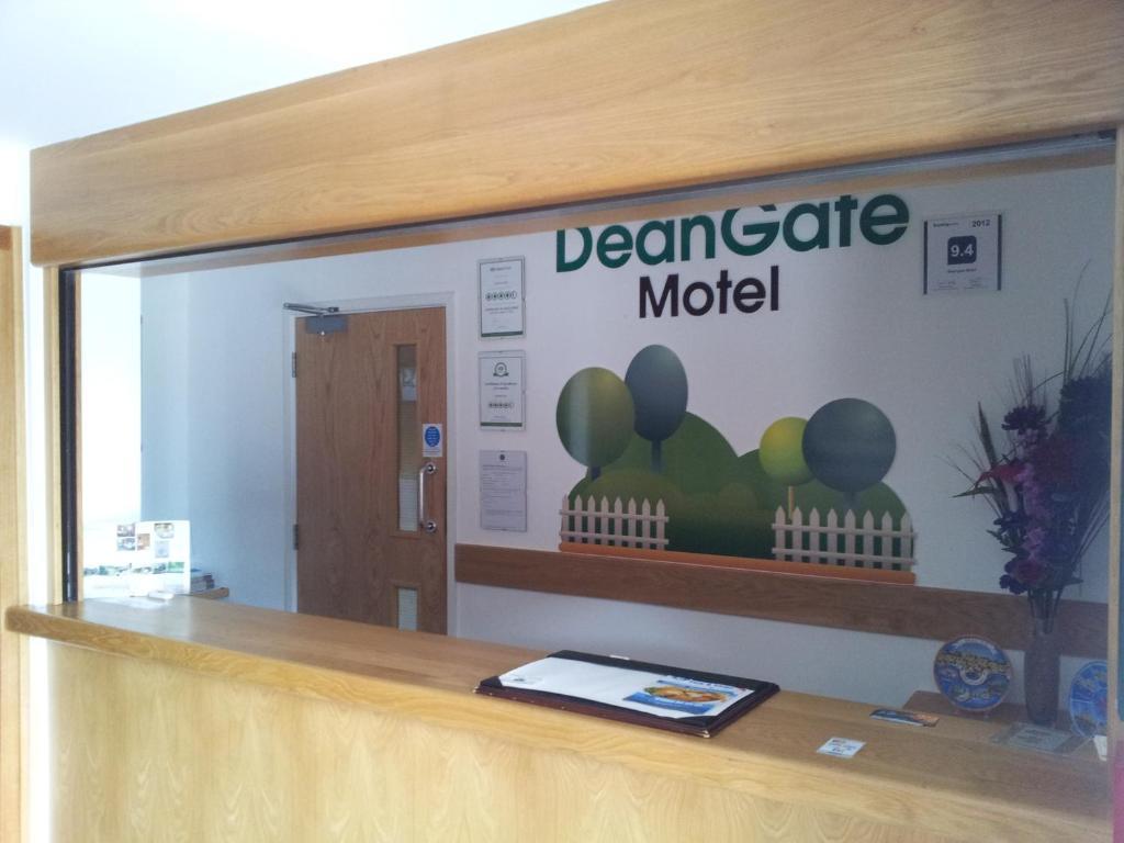 Deangate Motel Lydney Εξωτερικό φωτογραφία