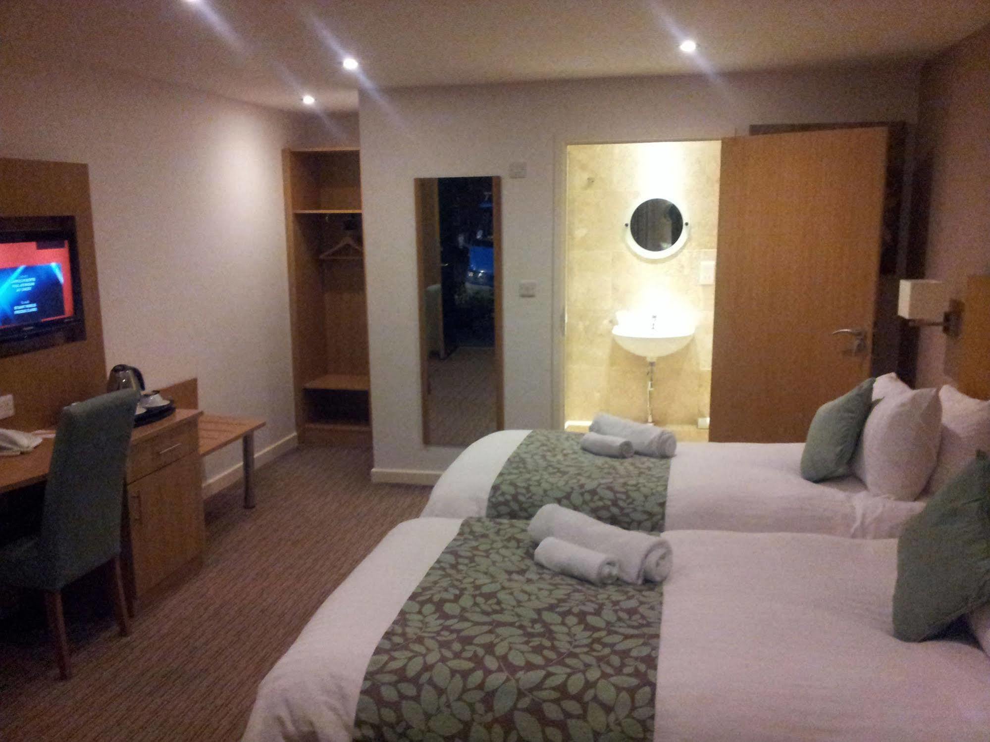 Deangate Motel Lydney Εξωτερικό φωτογραφία